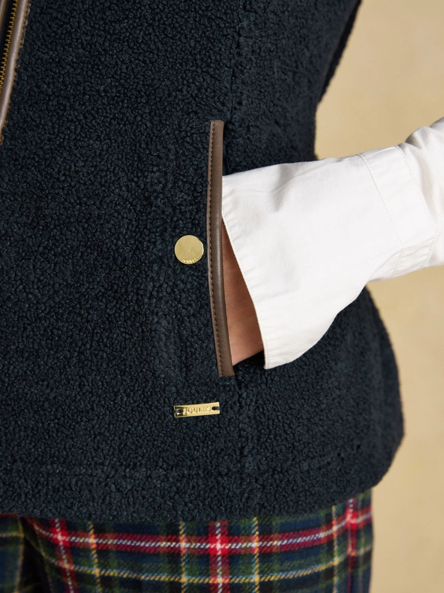 Joules Borg Heritage Fleece Womens Gilet - Ladies waistcoat / bodywarmer - Image 10