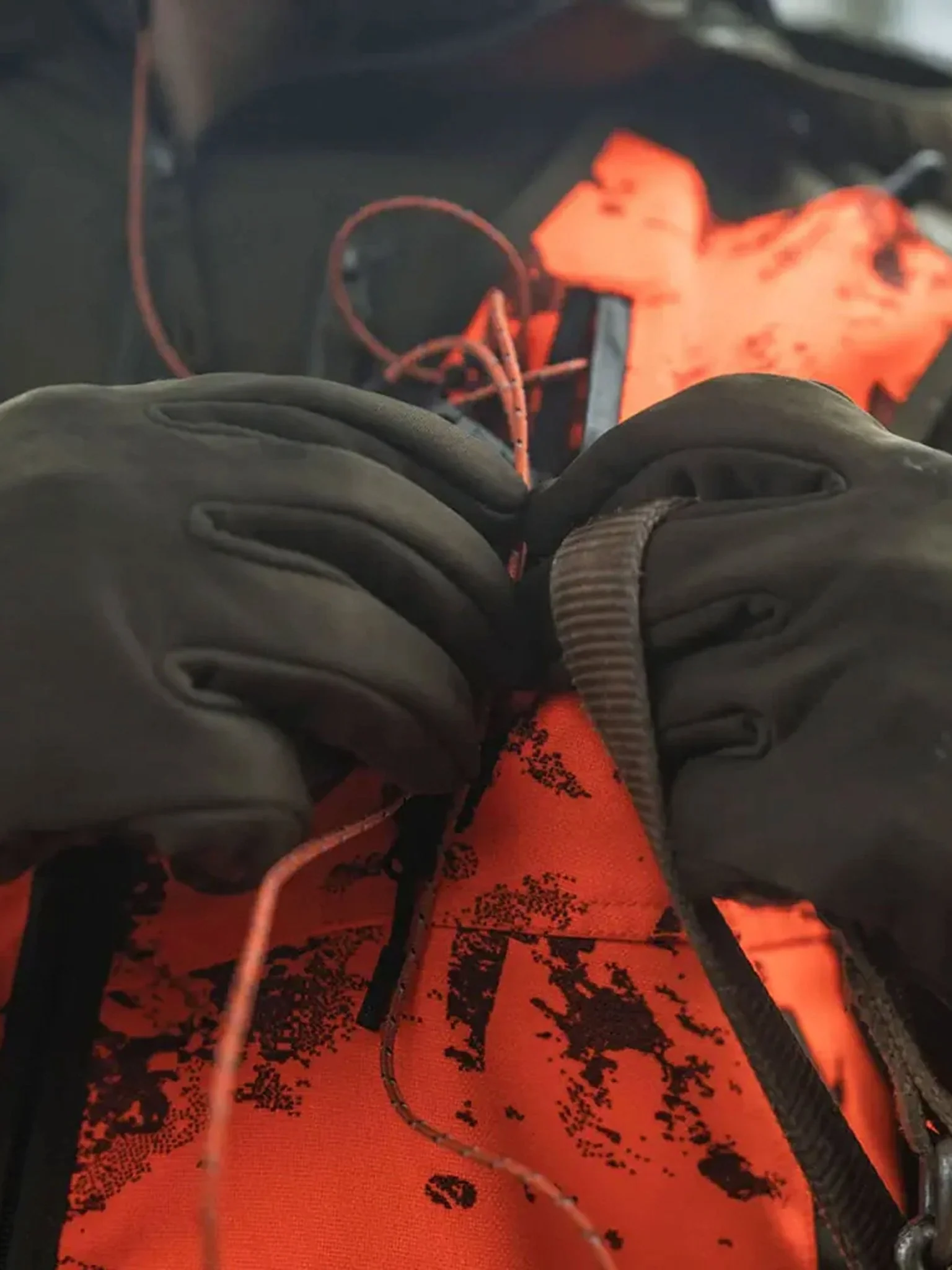 Seeland Target Gloves - water resistant, wind resistant breathable and silent glove - Image 8